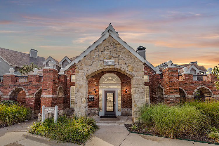 The Reserve at Lenexa Apartments