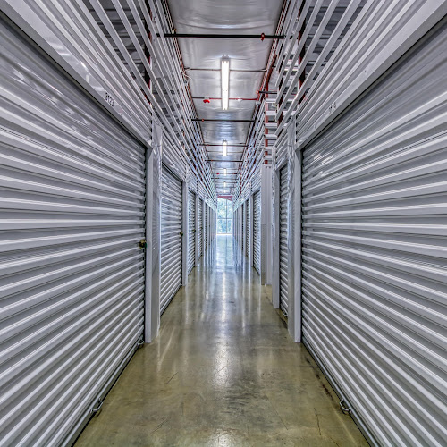 StorTropolis Self-Storage